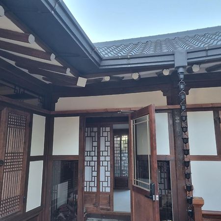 Sieunjae Bed & Breakfast Gyeongju Exterior photo