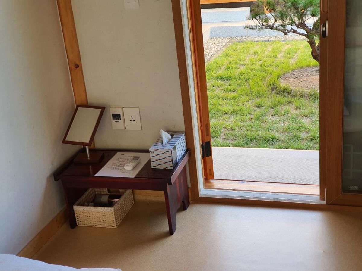 Sieunjae Bed & Breakfast Gyeongju Exterior photo