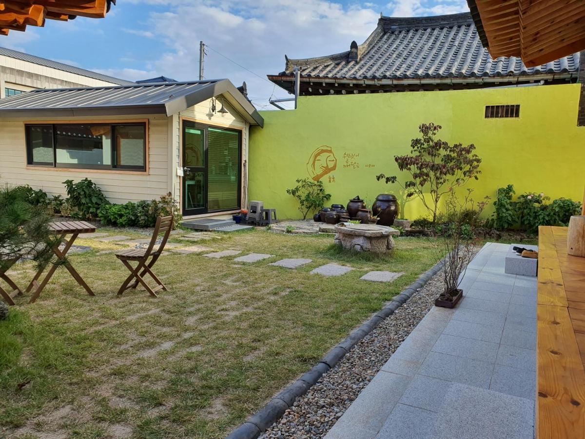 Sieunjae Bed & Breakfast Gyeongju Exterior photo