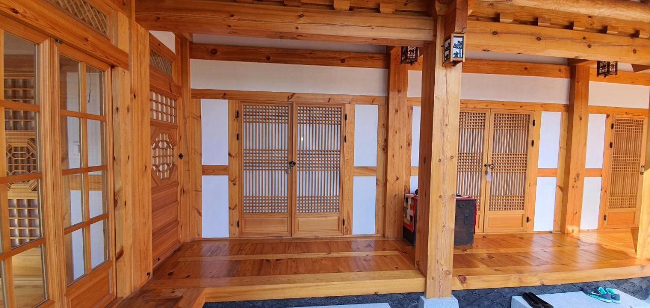 Sieunjae Bed & Breakfast Gyeongju Exterior photo