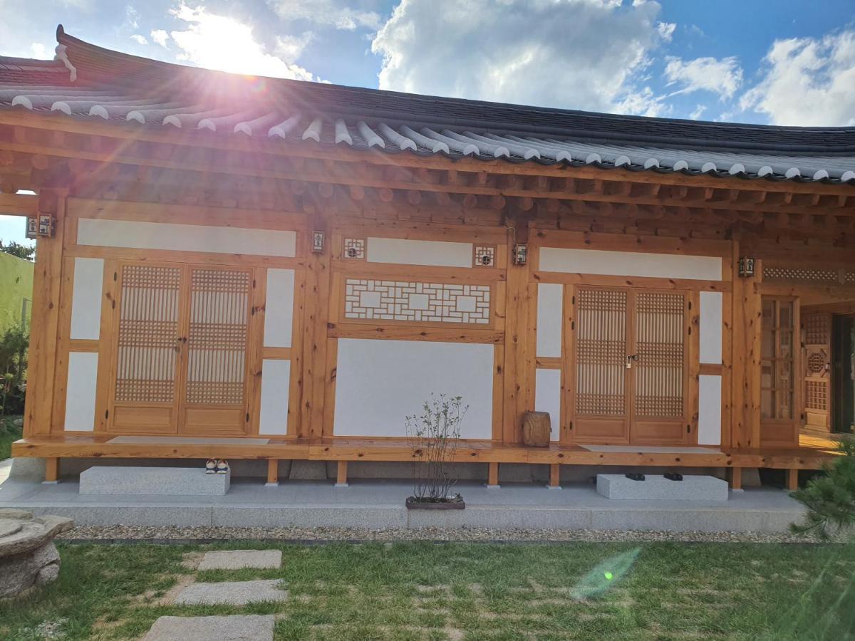 Sieunjae Bed & Breakfast Gyeongju Exterior photo