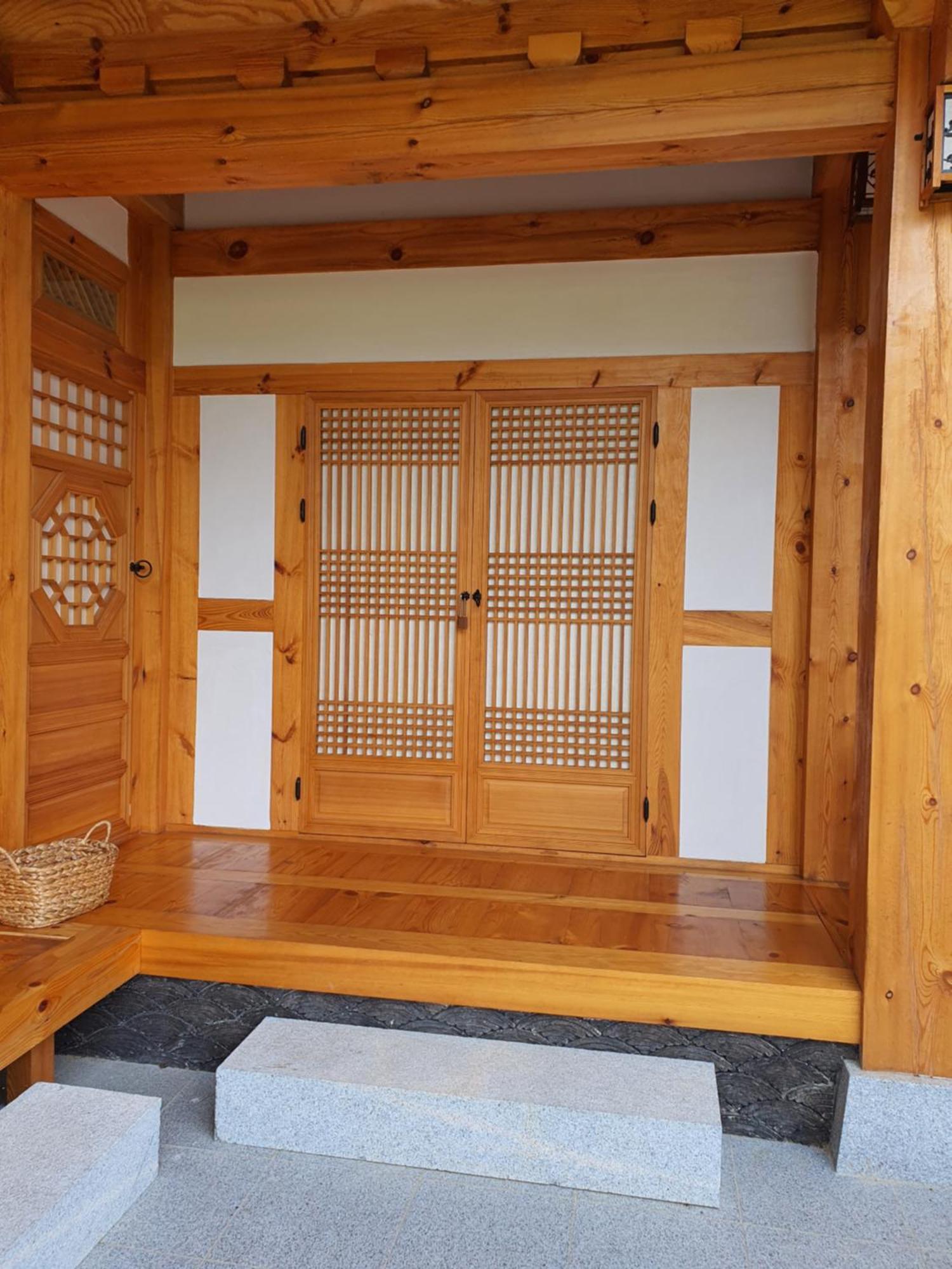 Sieunjae Bed & Breakfast Gyeongju Exterior photo