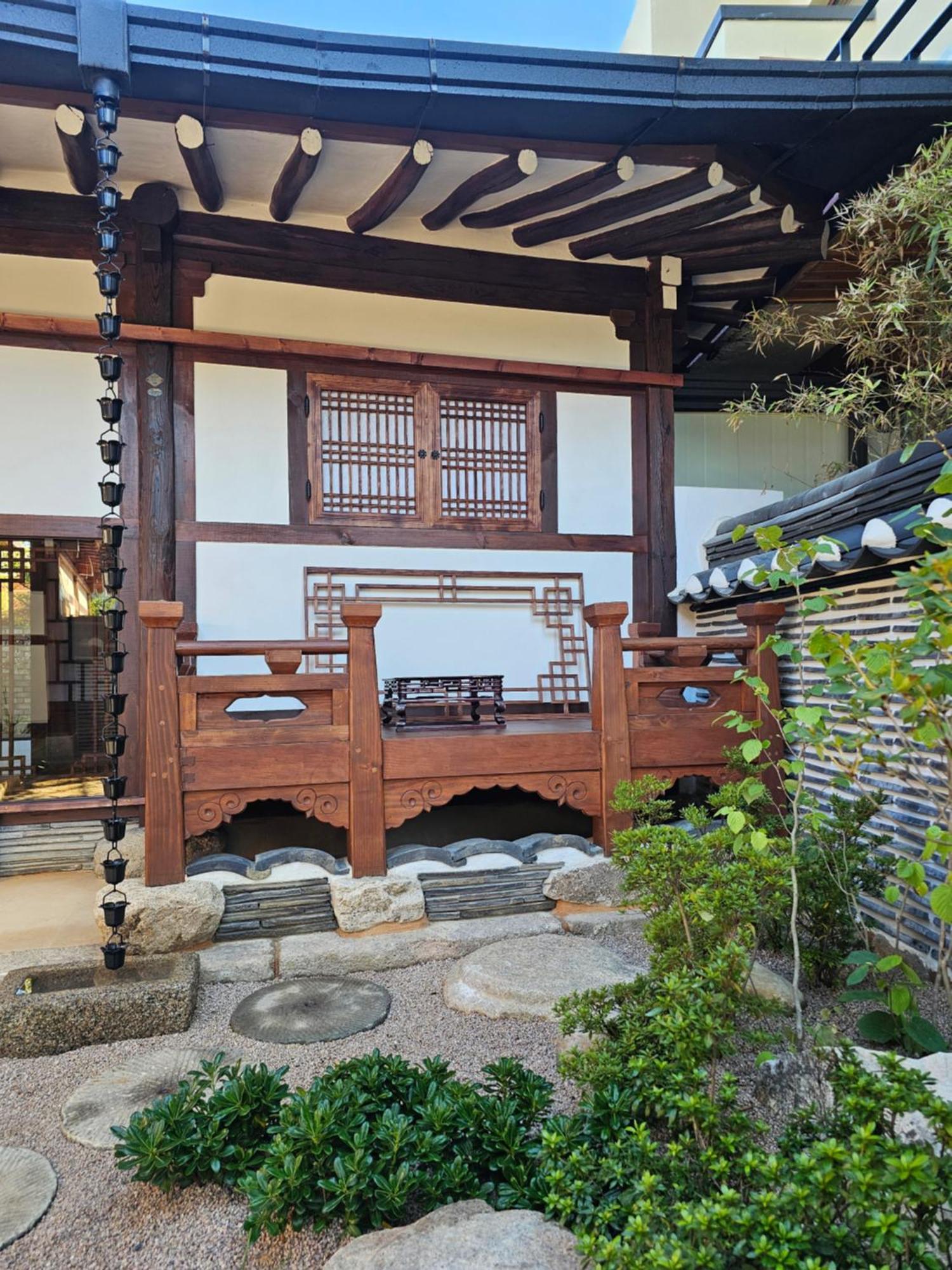 Sieunjae Bed & Breakfast Gyeongju Exterior photo