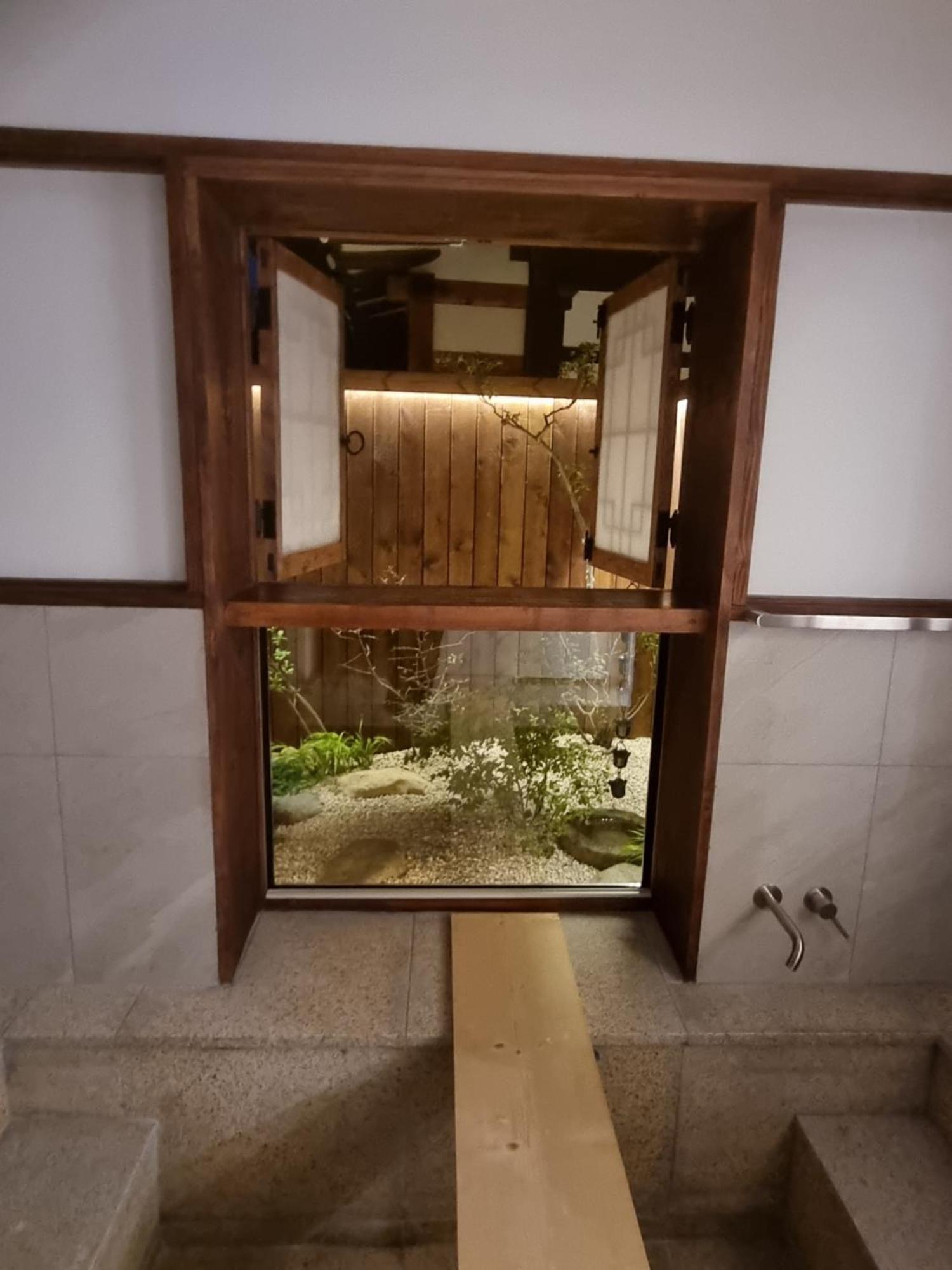 Sieunjae Bed & Breakfast Gyeongju Exterior photo