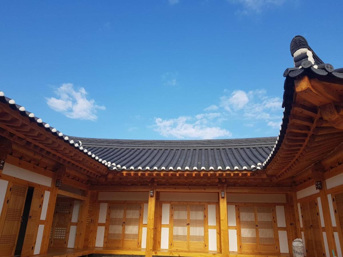 Sieunjae Bed & Breakfast Gyeongju Exterior photo