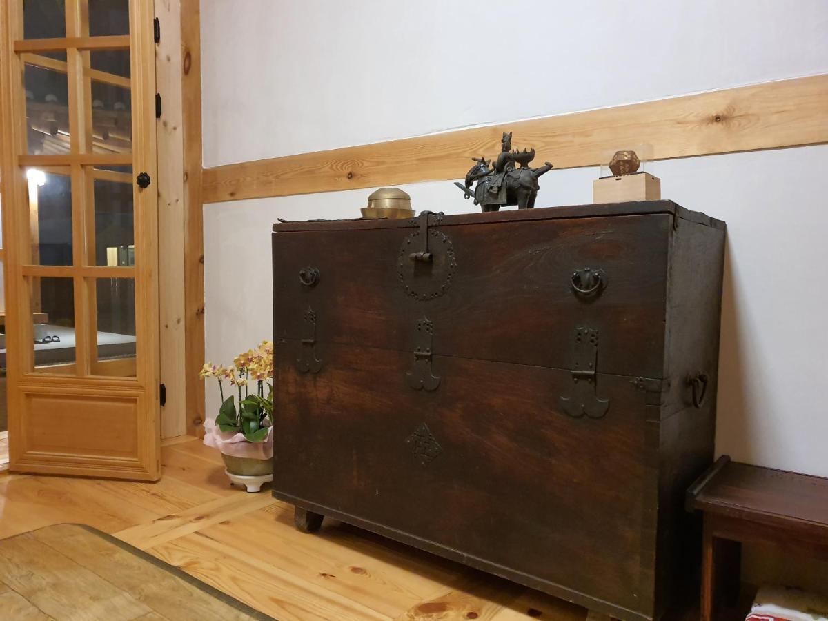 Sieunjae Bed & Breakfast Gyeongju Exterior photo