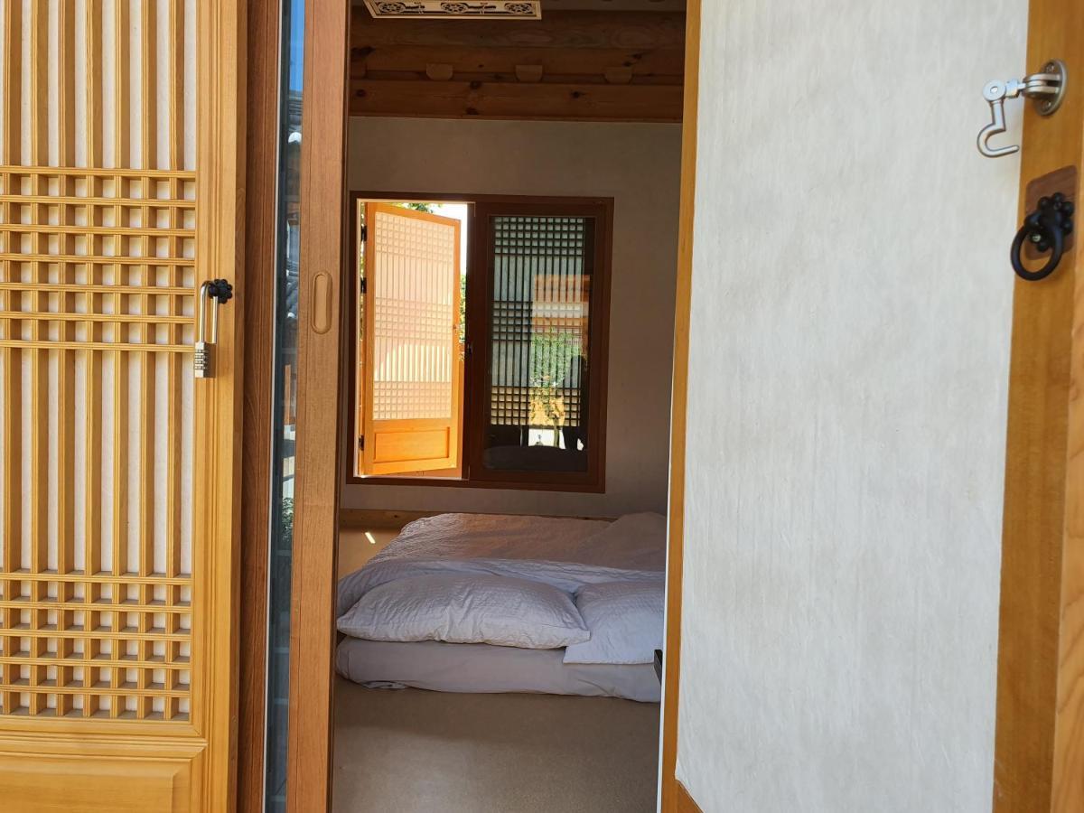 Sieunjae Bed & Breakfast Gyeongju Exterior photo